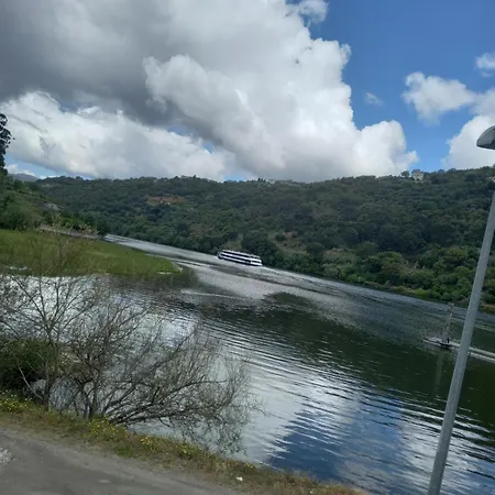 Casa Do Moinho بيت ضيافة ريزندي